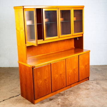 Mid Century Danish Modern Credenza Display China Cabinet Teak Chr. Linneberg Mcm