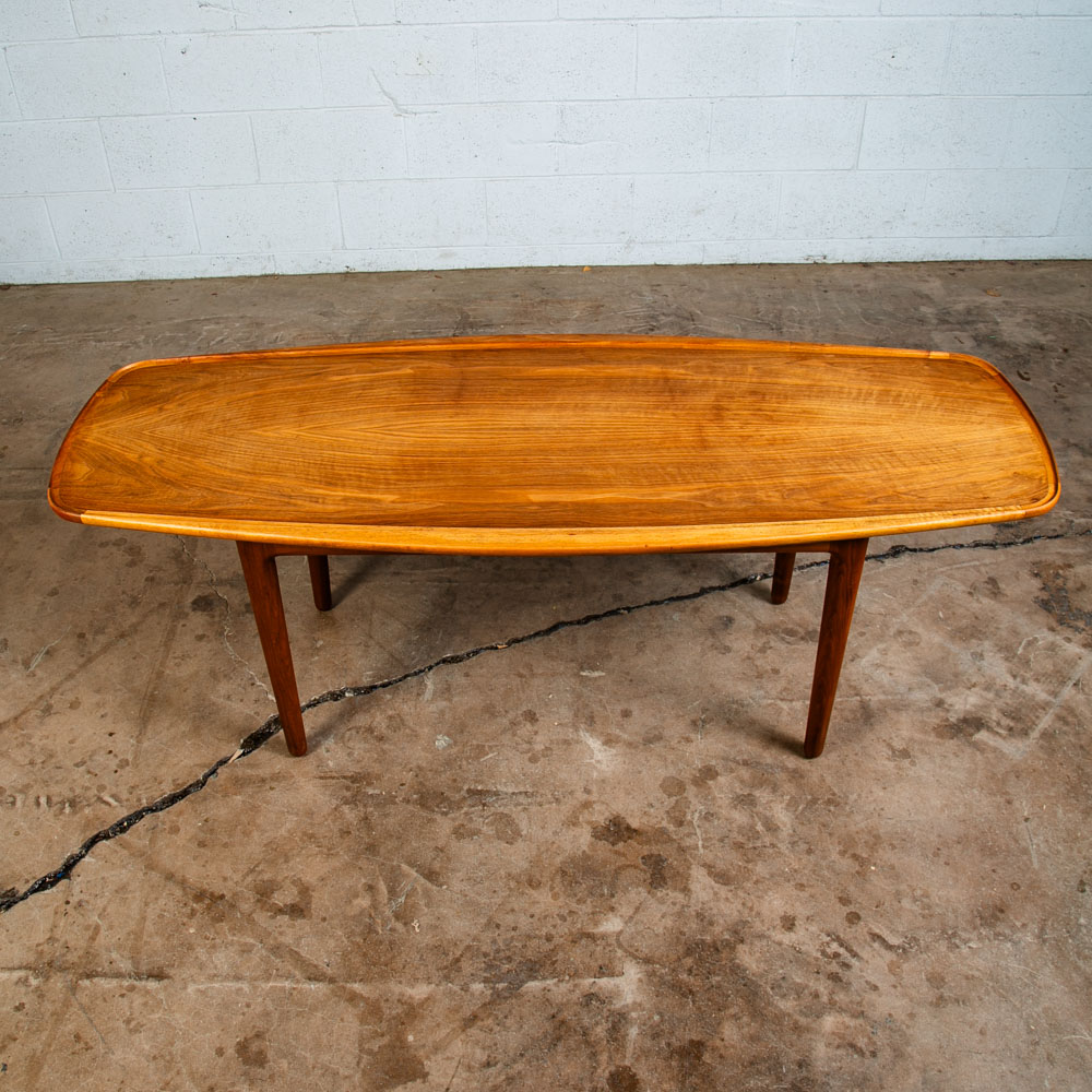 Mid Century Modern Coffee Table Oval Rounded Walnut Wood Denmark Mcm Vintage - Image 3