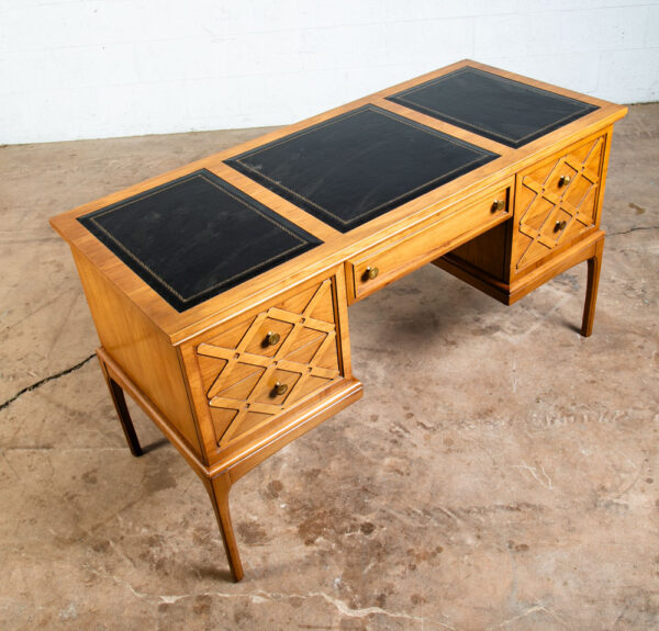 Mid Century Modern Executive Desk Black Top United Furniture Drawers Solid Wood - Image 7
