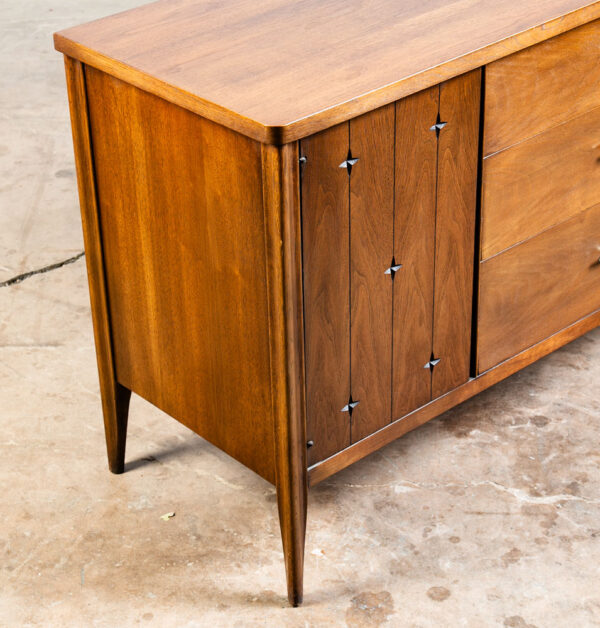 Mid Century Modern Credenza Cabinet Broyhill Saga Wide 3 Drawer Walnut Solid Mcm - Image 12