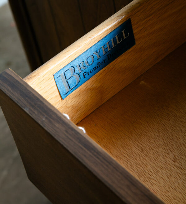 Mid Century Modern Credenza Cabinet Broyhill Saga Wide 3 Drawer Walnut Solid Mcm - Image 10