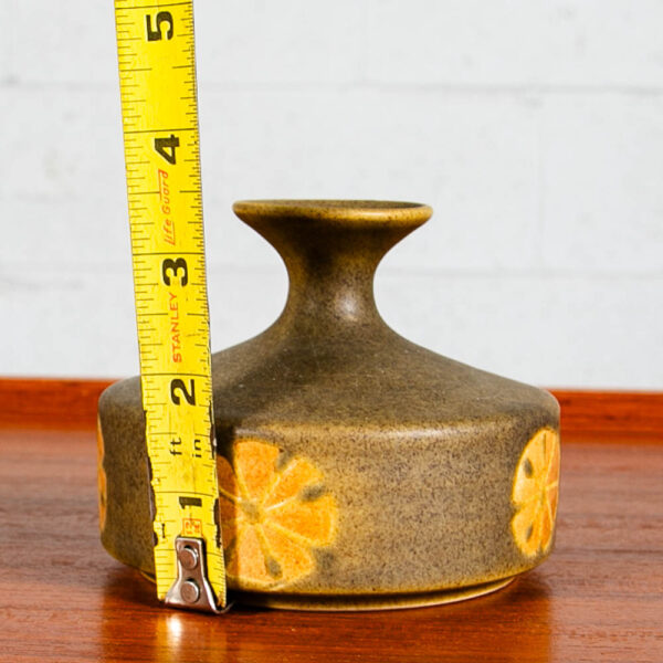 Mid Century Modern Ceramic Vase Sculpture Green Yellow Beige Flowers Studio Art - Image 8