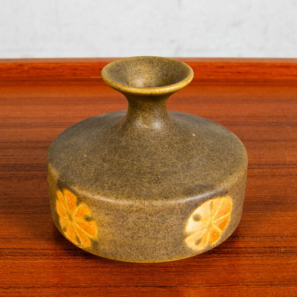 Mid Century Modern Ceramic Vase Sculpture Green Yellow Beige Flowers Studio Art - Image 12