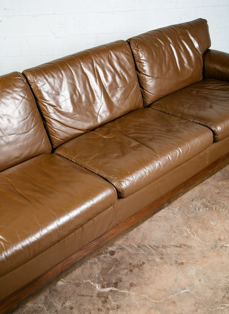Mid Century Modern Sofa Couch Brown Leather 70s 80s Platform Vintage Arms Plush - Image 7