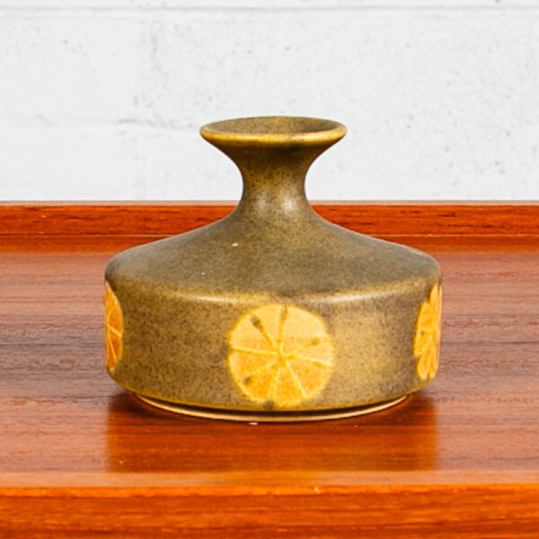 Mid Century Modern Ceramic Vase Sculpture Green Yellow Beige Flowers Studio Art - Image 5