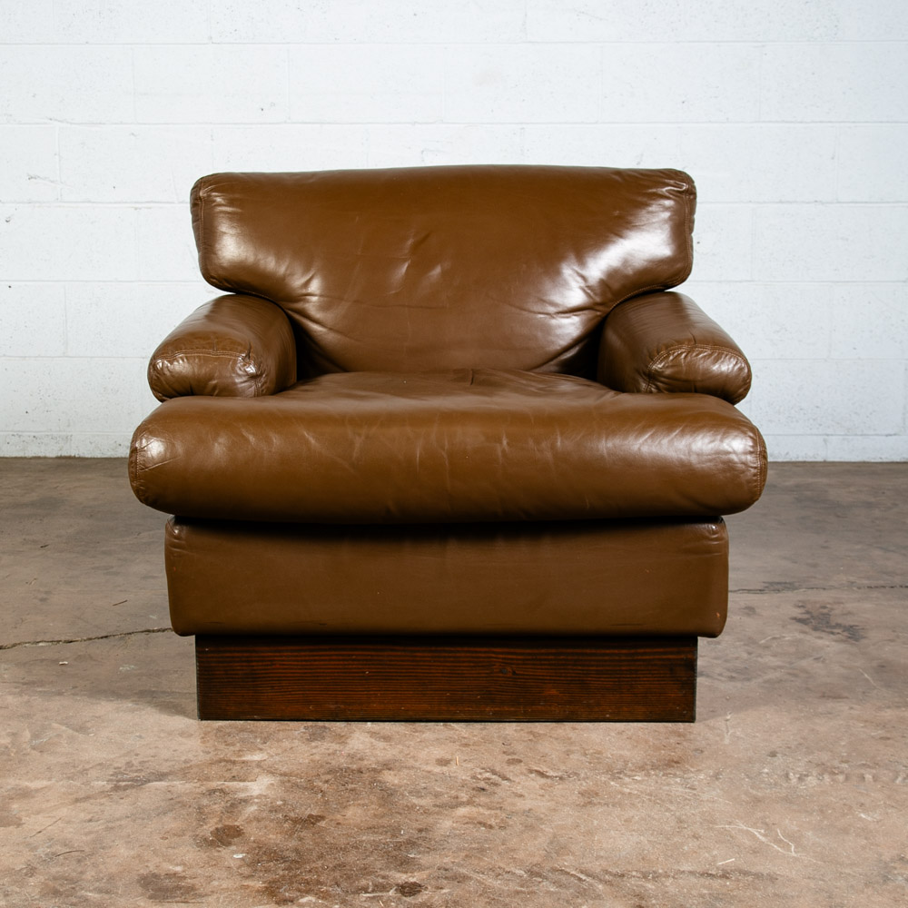 Mid Century Modern Lounge Chair Brown Leather 70s 80s Platform Vintage Armchair - Image 2