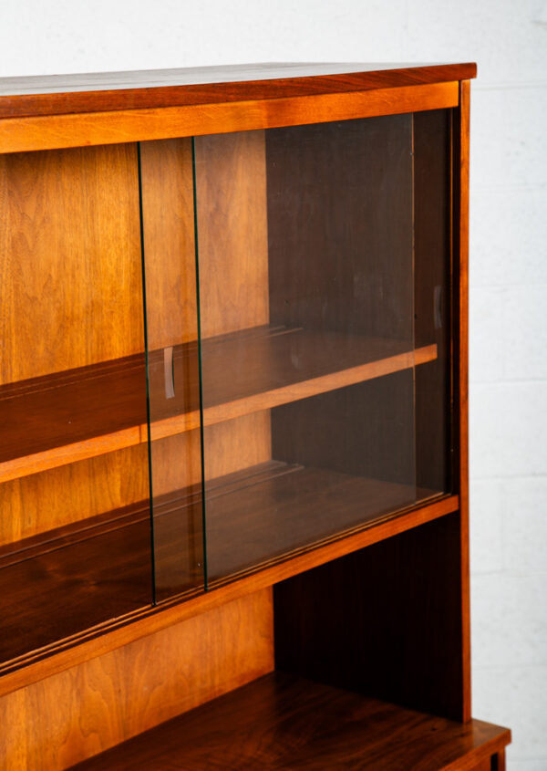 Mid Century Modern China Cabinet Hutch Cabinet Glass Display Compact Walnut Mcm - Image 8
