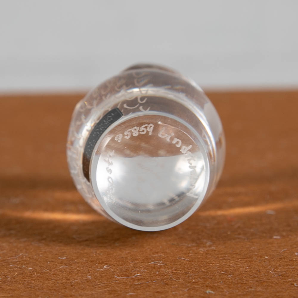 Mid Century Modern Two Swedish Kosta Boda Crystal Owls Clear Glass Set of Two - Image 4