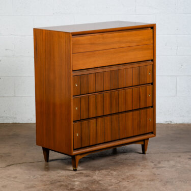 Mid Century Modern Dresser Highboy Kroehler Furniture Walnut 5 Drawer Brass Mcm