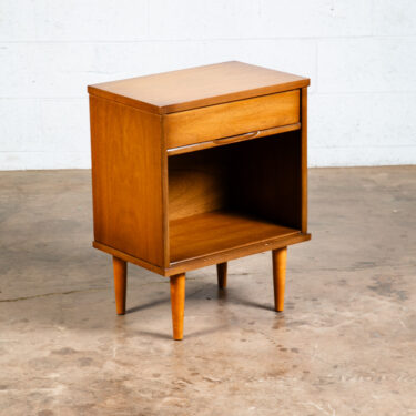 Mid Century Modern Nightstand End Side Table Broyhill Walnut Drawer Vintage Mint