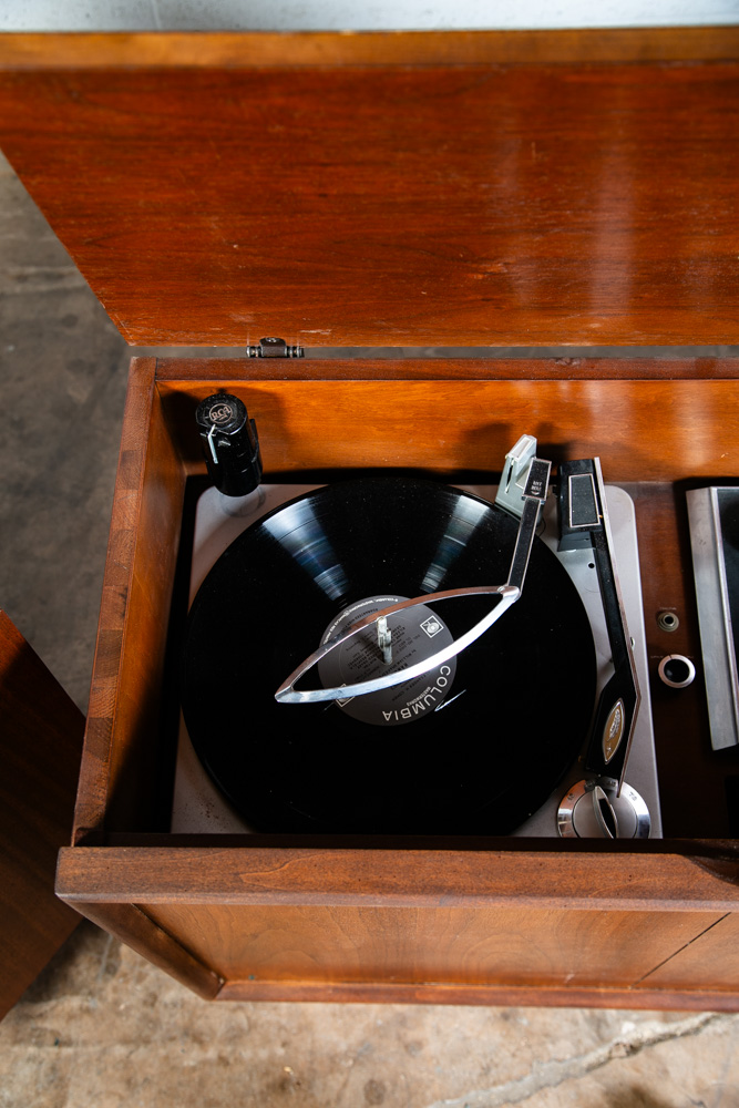 Mid Century Modern Credenza Stereo 3 Piece Console RCA Cabinet Audio Walnut Wood - Image 7