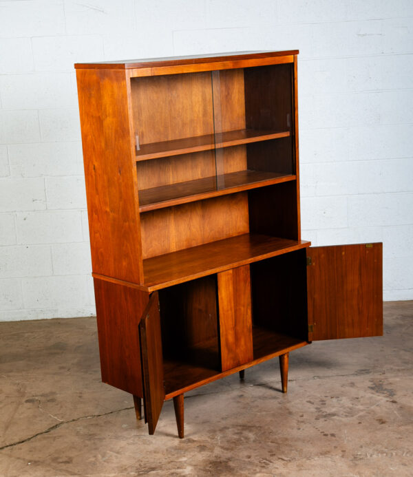 Mid Century Modern China Cabinet Hutch Cabinet Glass Display Compact Walnut Mcm - Image 5