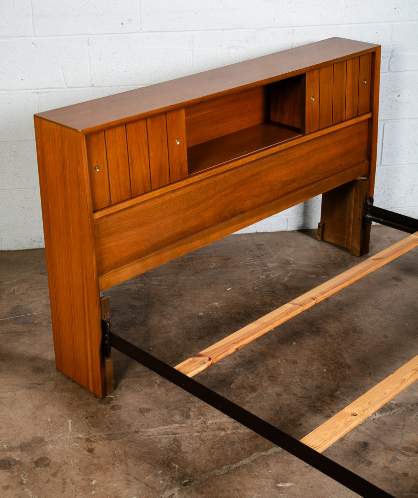 Mid Century Modern Headboard Bed Frame Full Kroehler Walnut Sliding Doors Rails - Image 9
