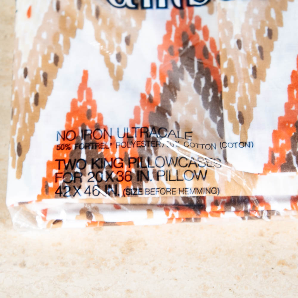 Mid Century Modern Wamsutta Ultracale 70s NWT Set 2 King Size Pillow Case - Image 3