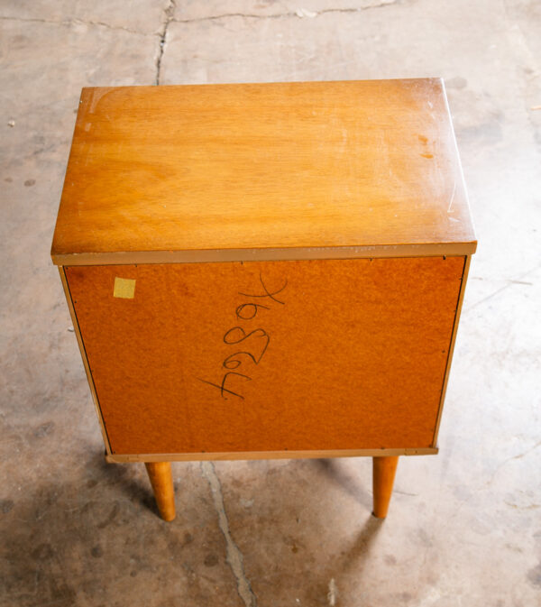 Mid Century Modern Nightstand End Side Table Broyhill Walnut Drawer Vintage Mint - Image 10
