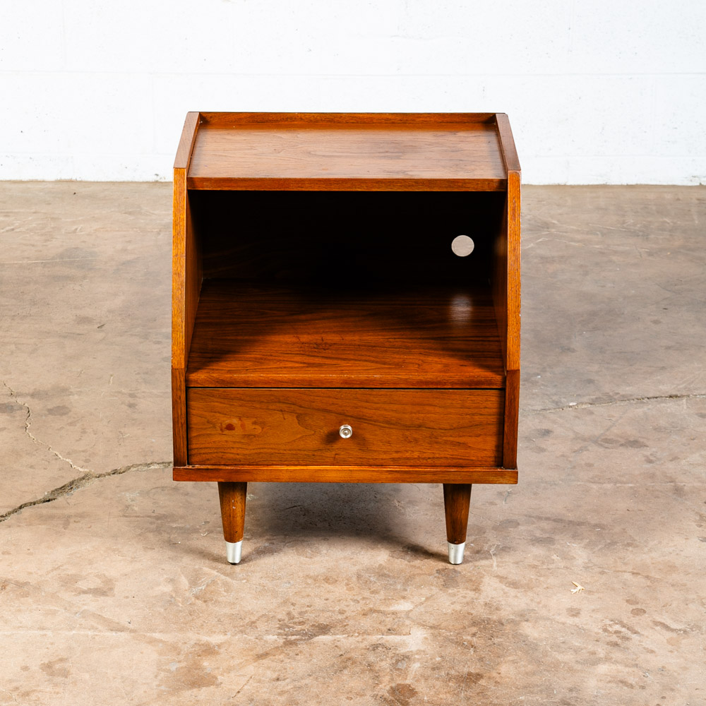 Mid Century Modern Nightstands End Side Tables Walnut Single Drawer BP John Mcm - Image 4