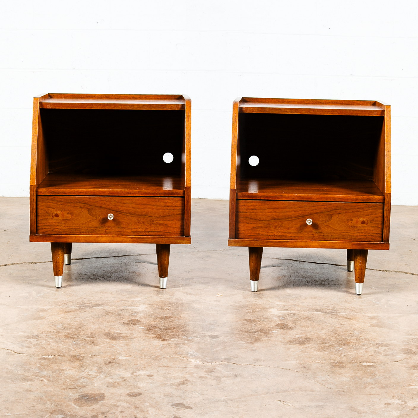 Mid Century Modern Nightstands End Side Tables Walnut Single Drawer BP John Mcm - Image 2