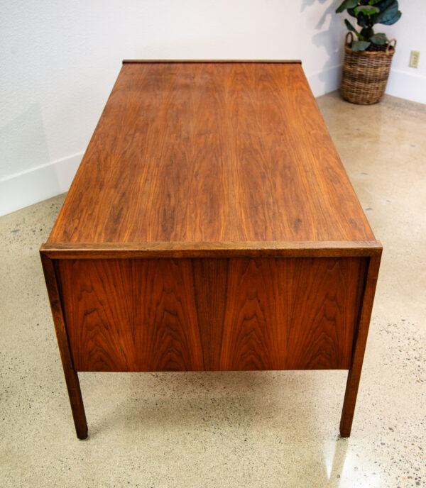 Mid Century Modern Desk Executive Jens Risom Walnut Leather Large Mcm Floating - Image 3
