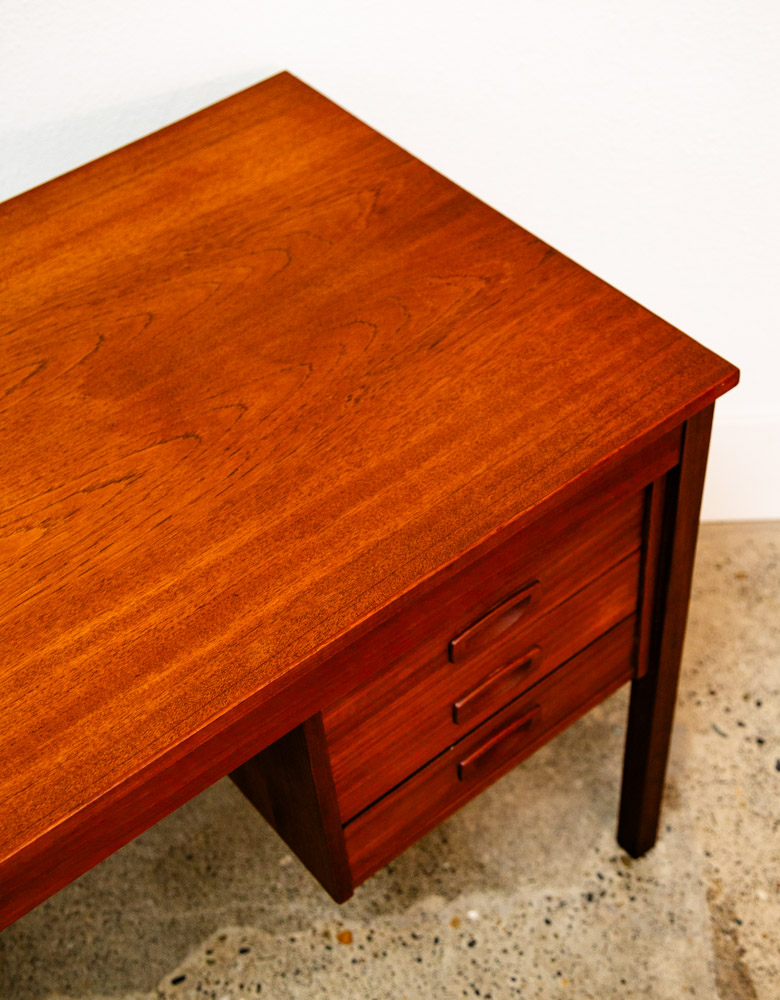 Mid Century Danish Modern Desk Executive Teak 3 Drawer Cabinet Danish Floating - Image 10