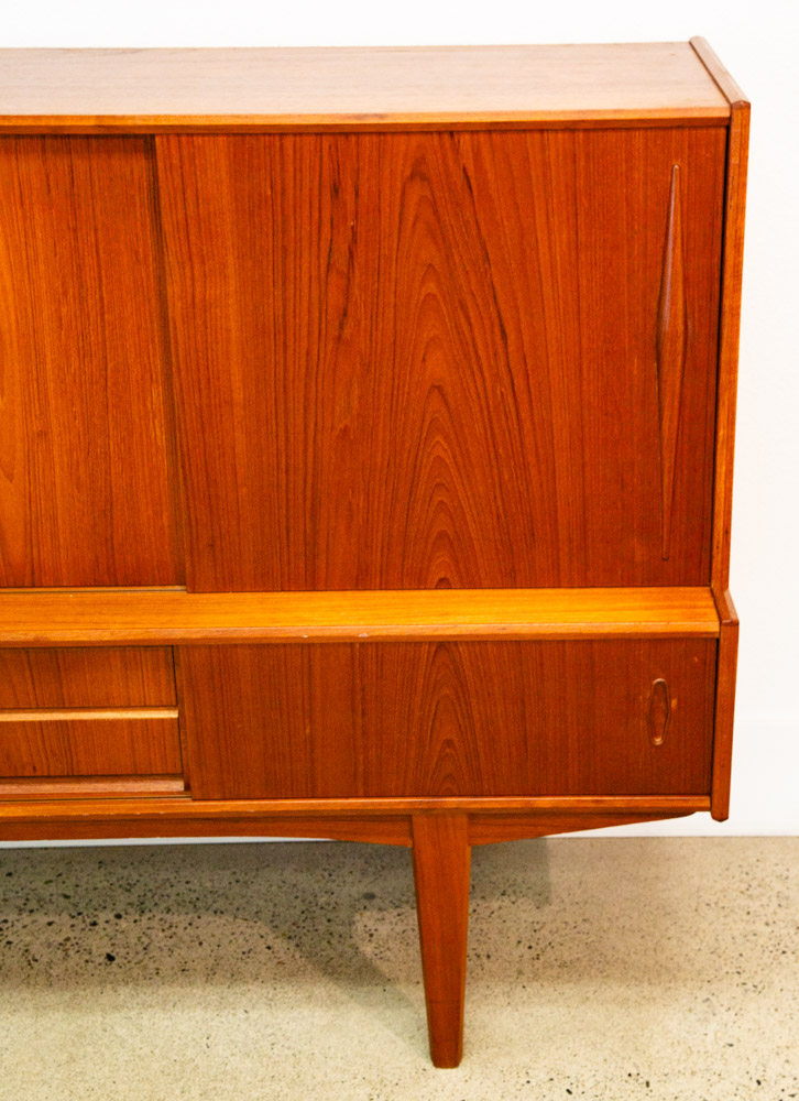 Mid Century Danish Modern Credenza Highboard Teak Sliding Doors Bar Mobler Mcm - Image 8