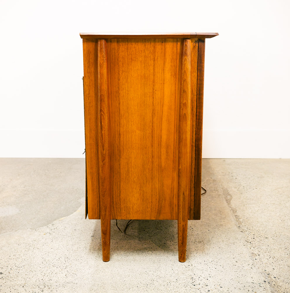 Mid Century Modern Credenza Stereo Console Voice of Music Walnut Record Player - Image 4