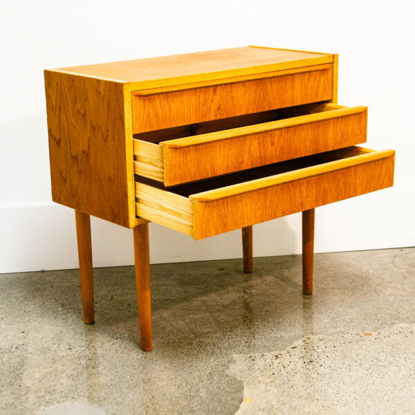 Mid Century Danish Modern Chest Drawers Dresser 3 drawer Oak Wood Denmark Blonde - Image 5