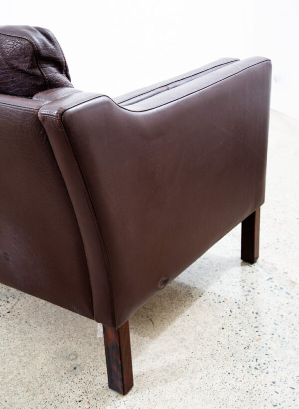 Mid Century Danish Modern Sofa Couch Leather 3 Seater Burgundy Brown Wood Legs - Image 11