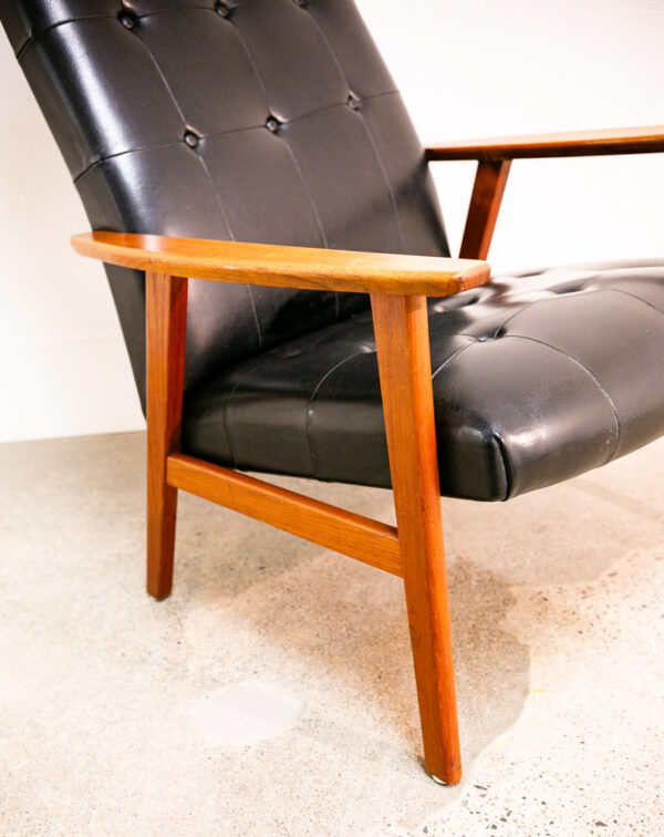 Mid Century Danish Modern Armchair Lounge Chair Teak Black Leather Tufted Mcm - Image 10
