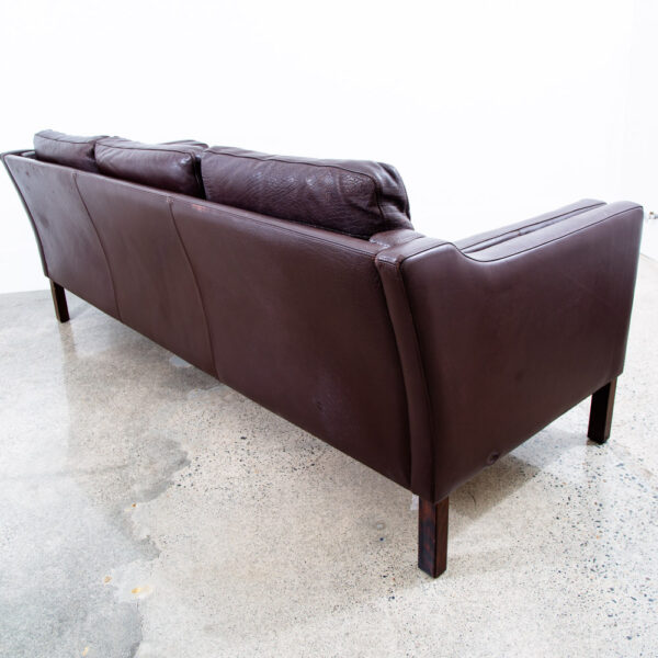 Mid Century Danish Modern Sofa Couch Leather 3 Seater Burgundy Brown Wood Legs - Image 4