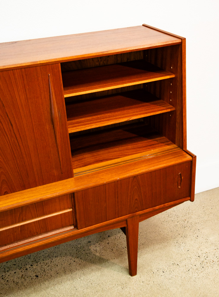 Mid Century Danish Modern Credenza Highboard Teak Sliding Doors Bar Mobler Mcm - Image 7