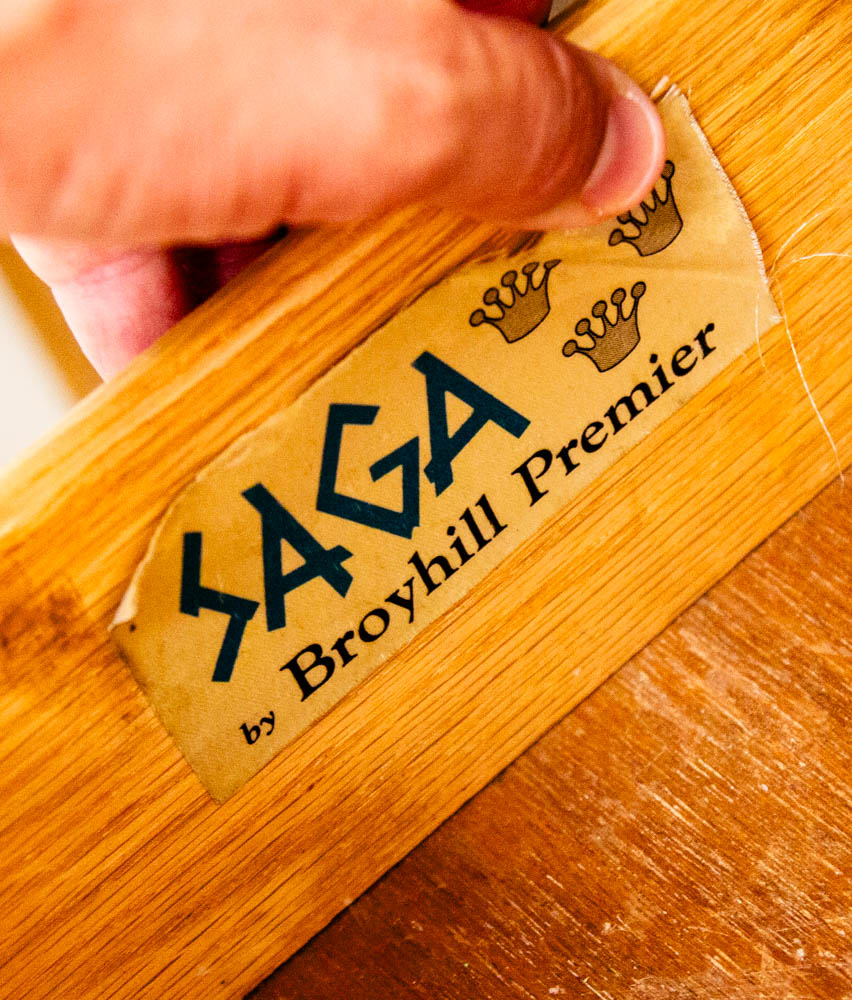 Mid Century Modern Credenza Cabinet Broyhill Saga Wide 3 Drawer Walnut Solid Mcm - Image 6