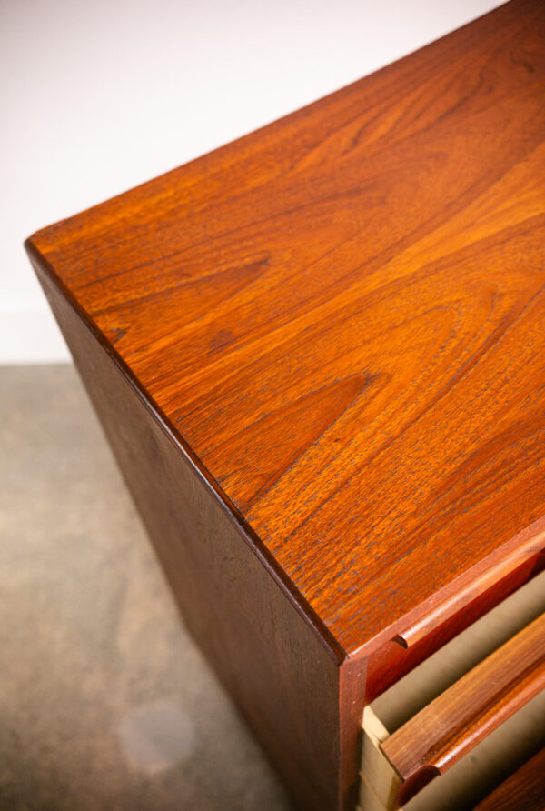 Mid Century Danish Modern Dresser Highboy 6 Drawer Teak Denmark Locking Vintage - Image 10