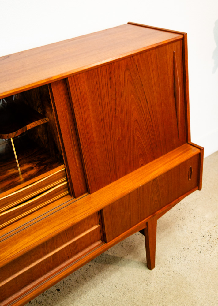 Mid Century Danish Modern Credenza Highboard Teak Sliding Doors Bar Mobler Mcm - Image 5