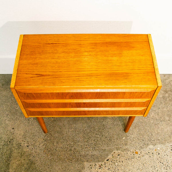 Mid Century Danish Modern Chest Drawers Dresser 3 drawer Oak Wood Denmark Blonde - Image 7