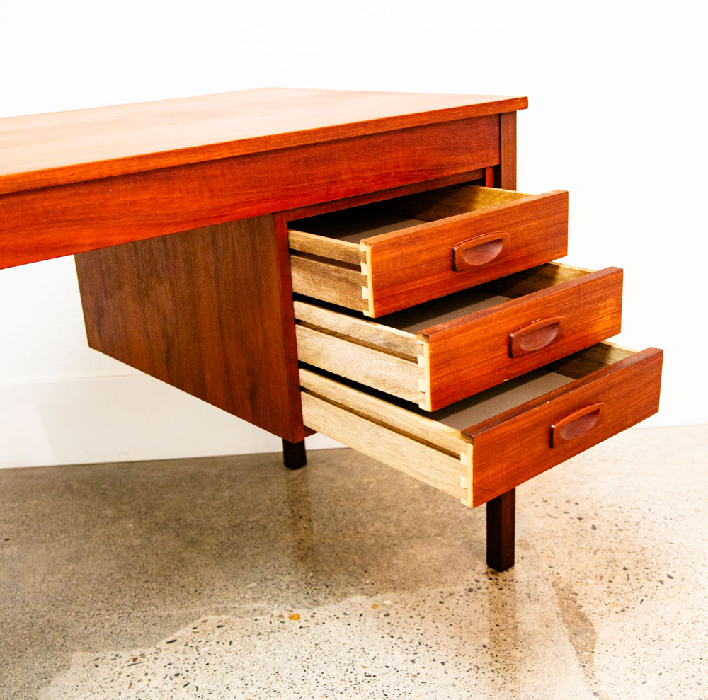 Mid Century Danish Modern Desk Executive Teak 3 Drawer Cabinet Danish Floating - Image 6