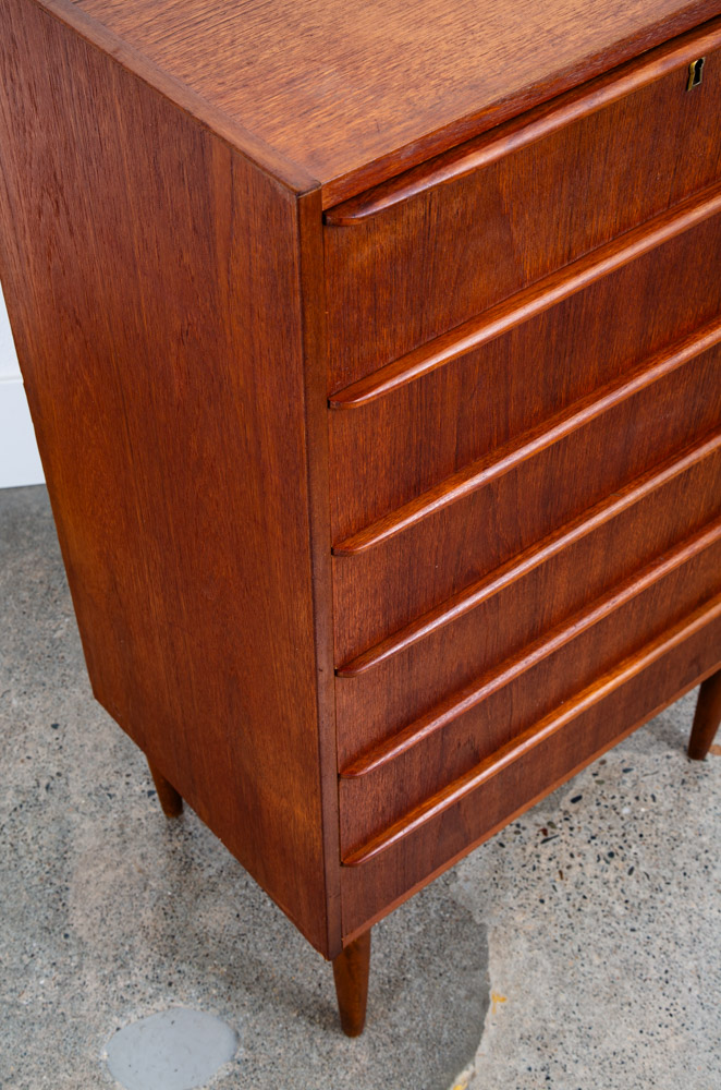 Mid Century Danish Modern Dresser Highboy 6 Drawer Teak Denmark Locking Compact - Image 9