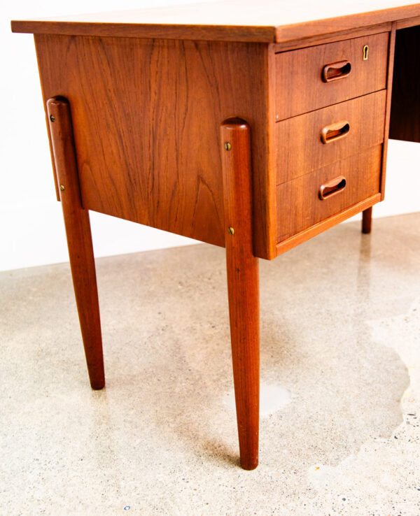 Mid Century Danish Modern Desk Executive Teak 6 Drawer Bookshelf Floating Lock - Image 6