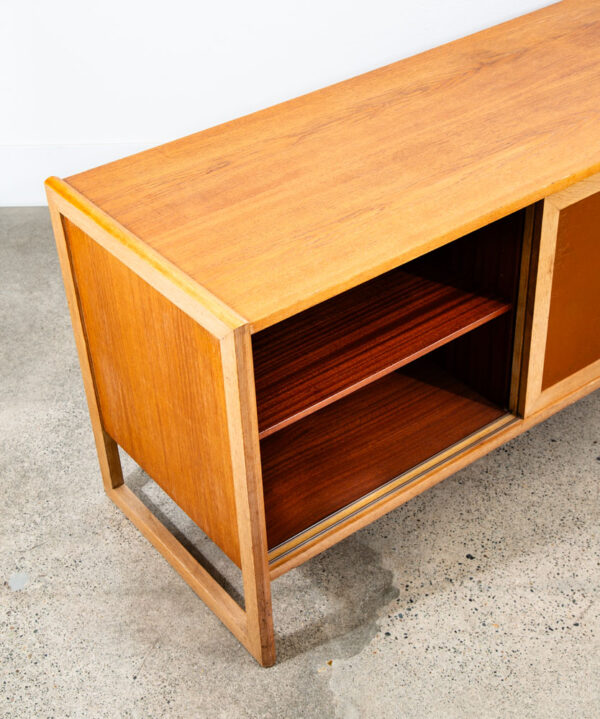Mid Century Danish Modern Credenza Sideboard Solid Oak Leather Sliding Doors Mcm - Image 10