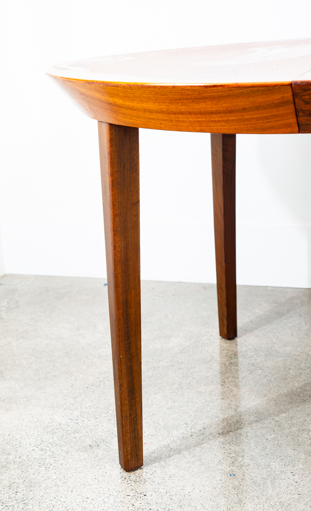 Mid Century Danish Modern Dining Table Oval Rosewood Extension x1 Denmark Round - Image 7