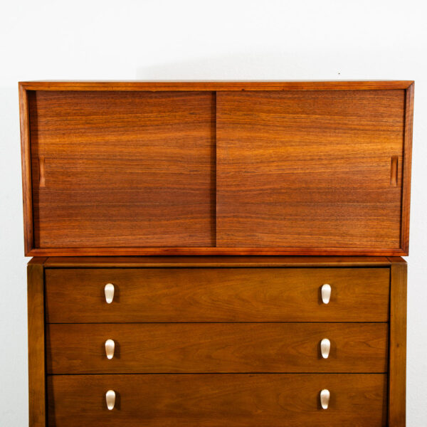 Mid Century Modern Wall Unit Cabinet Walnut Mobler Sliding Doors Mcm Germany - Image 2