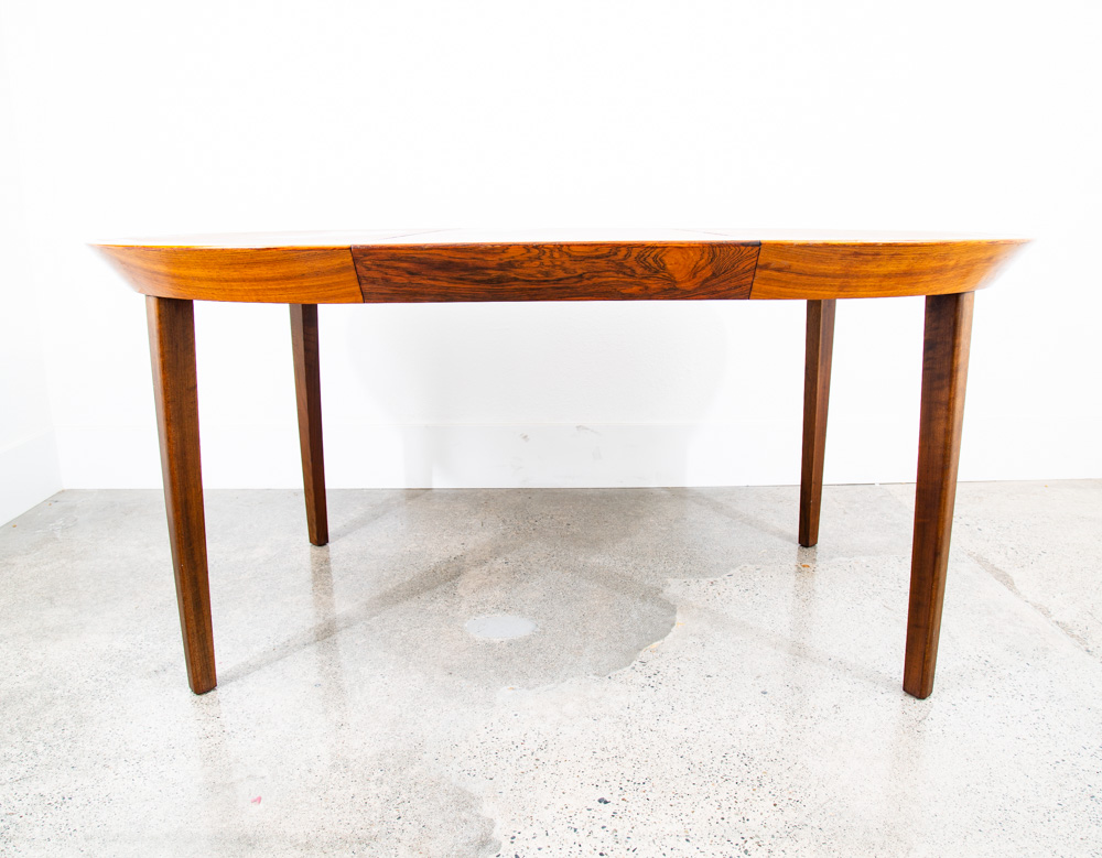 Mid Century Danish Modern Dining Table Oval Rosewood Extension x1 Denmark Round - Image 2