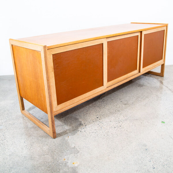 Mid Century Danish Modern Credenza Sideboard Solid Oak Leather Sliding Doors Mcm - Image 3