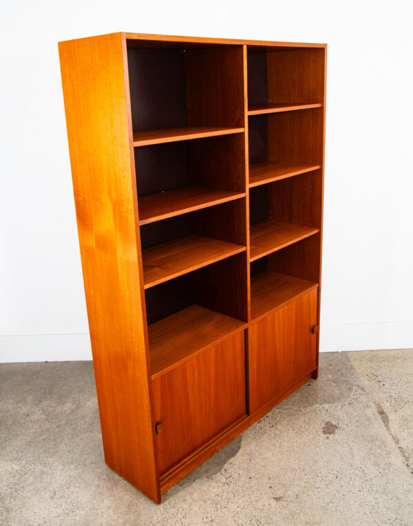 Mid Century Danish Modern Credenza Bookshelf Cabinet Teak Shelves Sliding Doors - Image 5