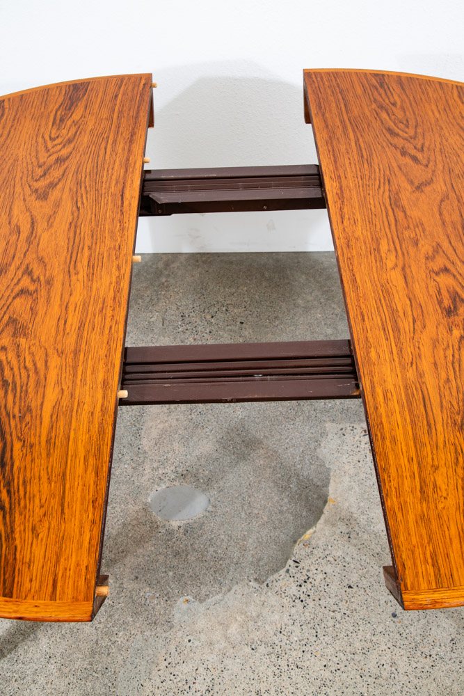 Mid Century Danish Modern Dining Table Oval Rosewood Extension x1 Denmark Round - Image 10