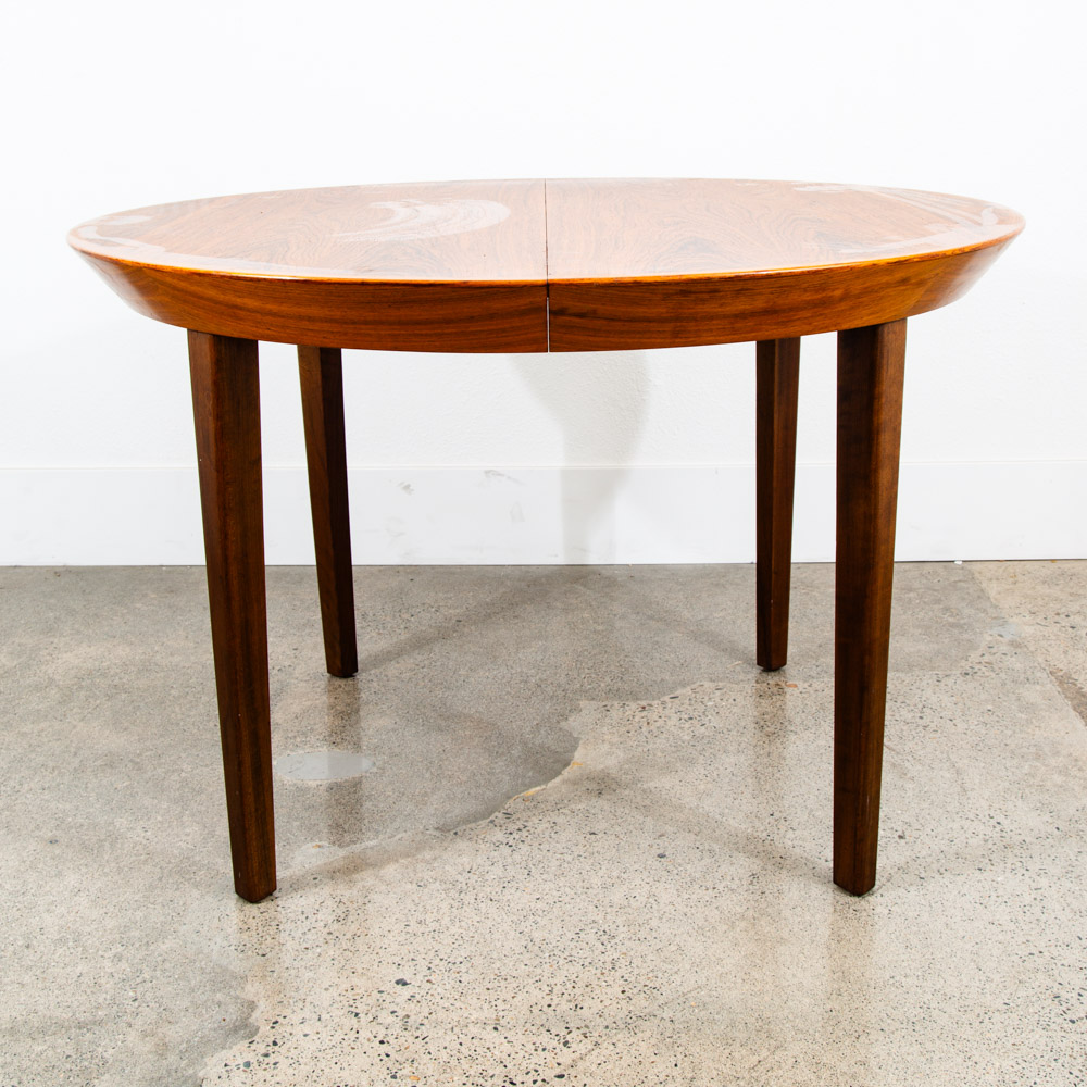 Mid Century Danish Modern Dining Table Oval Rosewood Extension x1 Denmark Round - Image 4