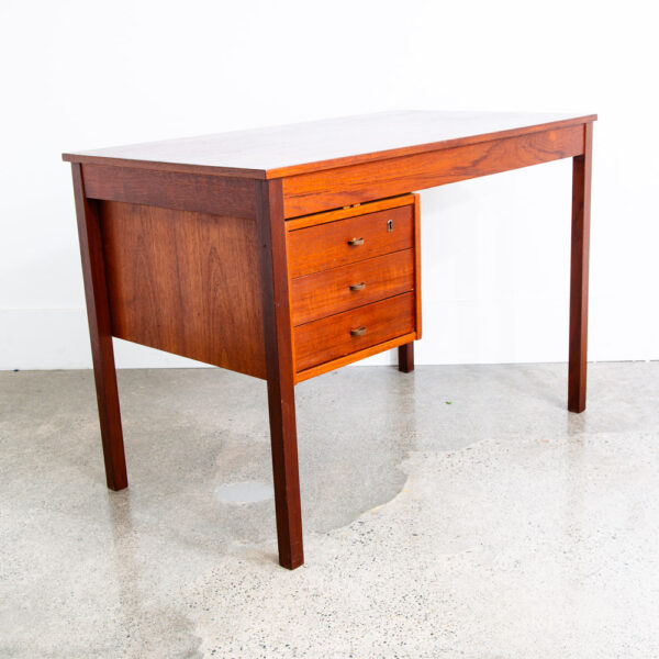 Mid Century Danish Modern Desk Executive Teak 3 Drawer Cabinet Danish Floating