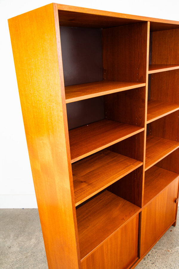 Mid Century Danish Modern Credenza Bookshelf Cabinet Teak Shelves Sliding Doors - Image 7