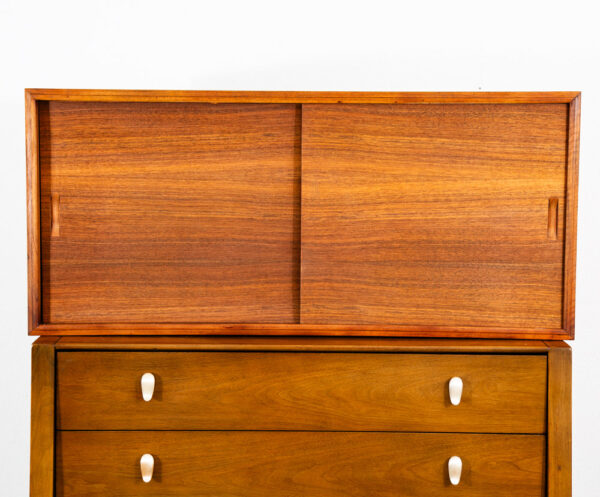 Mid Century Modern Wall Unit Cabinet Walnut Mobler Sliding Doors Mcm Germany - Image 5