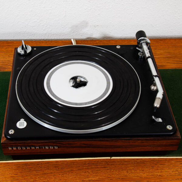 Vintage Record Player Bang & Olufsen BeoGram 1000 Rosewood Veneer Record Deck - Image 2