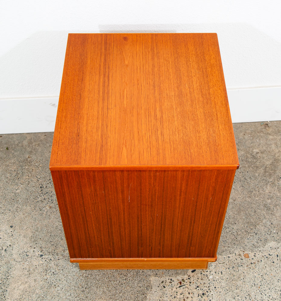 Mid Century Danish Modern Nightstand Table Side End Torring Denmark Vintage Mcm - Image 5